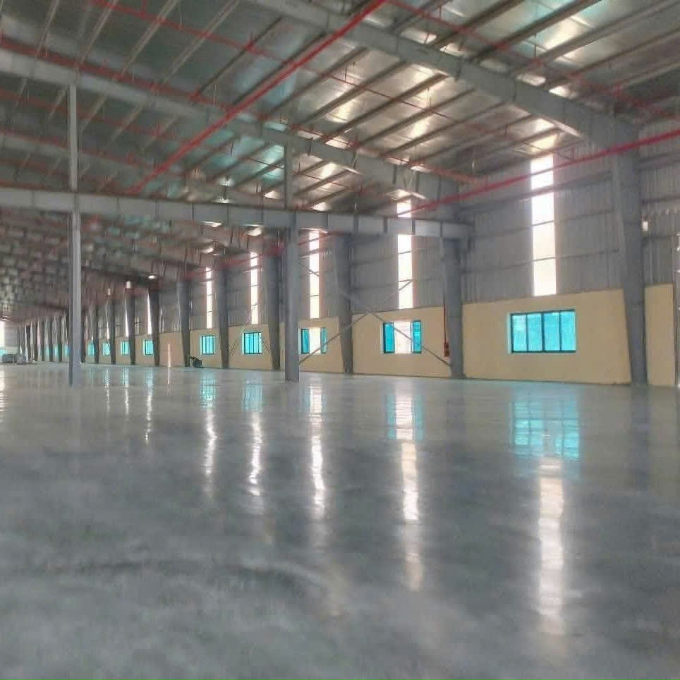 Cho thuê 2 nhà xưởng cùng diện tích 6300m2 tại KCN Hưng Yên